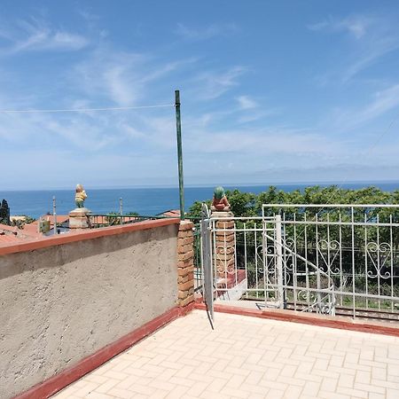 Sunny House Apartment Parghelia Exterior foto